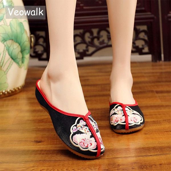 Zapatillas Veowalk Vintage Floral bordado mujeres Close Toe franela algodón verano señoras Zapatos suaves exterior/hogar Zapatos Mujer