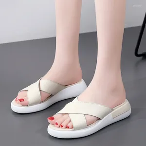 Slippers met sleehak voor dames Zomer Platformschoenen met gekruiste band Bovenkleding Effen damessandalen