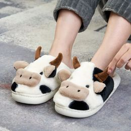 Pantoufles En Gros Lait Vache Moelleux Fourrure Pantoufle Hiver Chaud Fermé En Peluche Maison Fourrure Fuzzy Plat Mignon Animal Diapositives Chaussures 231118