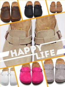 Slippées larges à pied adultes Sole intérieure avec mots jaunes chaussures d'intérieur personnalisées hommes femmes sandales pour le printemps automne