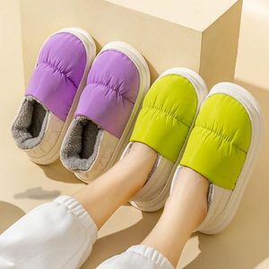 Pantoufles Hiver Winter Upper Upper Femmes Fluffy Sluffy Slip-On Down-Own Couples Couples chaudes Bottes en peluche Douces douces Diapositives Fuzzy Diapositives