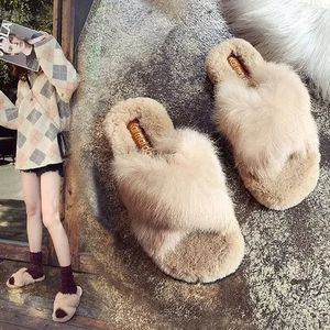 Slippers Winter Vrouwen Warme pantoffels vrouwelijke Herfst Koreaanse platte bodem konijn haar mode Huis Schoenen Mode Vrouw Schoenen 231130