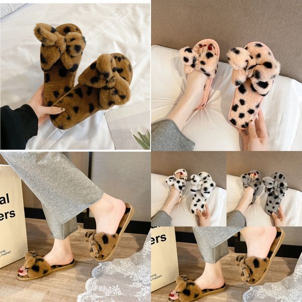 Pantoufles avec peau de vache longue fourrure Fussbett sandales avec boîte jaune baie luxe extérieur intérieur chambre mules diapositives chaussures femmes hommes pantoufles de plage GAI