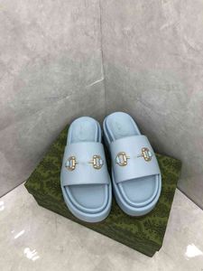 Slippers met luxe designer dames waterkant reliëf muilezel rubberen glijbaan zwembadkussen comfort slipper strandsandalen groen oranje zomer