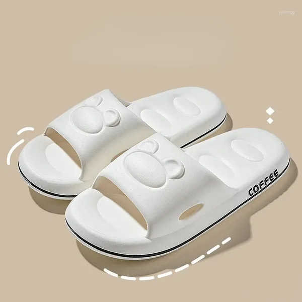 Zapatillas de mujer 2024, verano, oso de dibujos animados, baño, plataforma gruesa, chanclas antideslizantes para el hogar, sandalias de playa, toboganes para interiores y exteriores para mujer