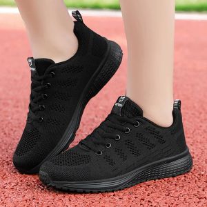 Slippers dames casual sportschoenen mode mannen hardloopschoenen weven lucht mesh sneakers zwarte niet -slip schoenen ademende joggingschoenen
