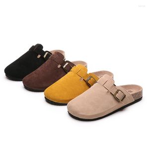 Slippers vrouwen causale faux suede wiggen hiel kurk muildieren platform verstop niet slip zool buckle outdoor home schoenen dames trendy 2022