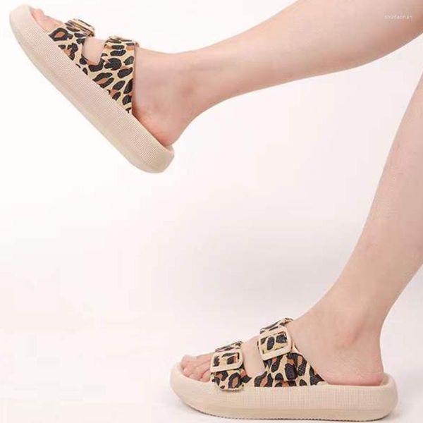 Pantoufles d'été imprimé léopard pour femmes, sandales plates à fond épais, tête ronde, chaussures légères et confortables, Zapatos Verano Mujer 2023