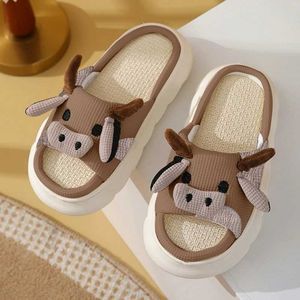 Pantoufles femmes lin 2023 mignon lapin maison dessin animé doux intérieur chaussures semelle épaisse sandales été lait vache Couple0111JZ H240322