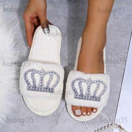 Slippers Vrouwen Luxe Heldere Steentjes Glans Bont Slippers Mode Kroon Decor Ontwerp Winter Thuis Vrije tijd Elegante Platte Schoenen T231121