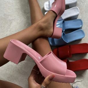 Pantoufles modernes à talons en PVC pour femmes, chaussures Mules au Design célèbre, sandales Sexy pour fête d'été, diapositives à enfiler pour dames, livraison directe