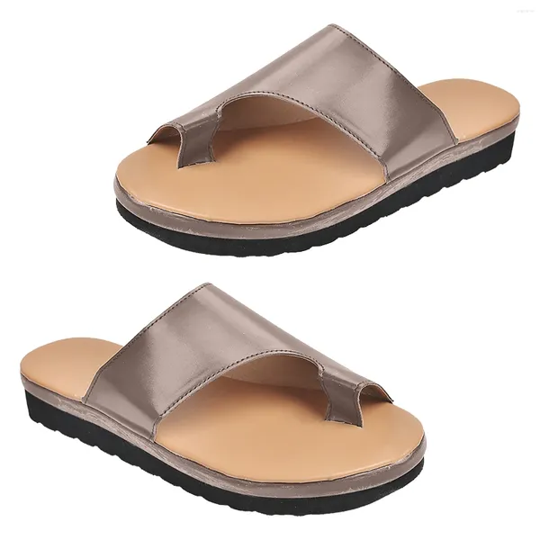 Pantoufles Femmes Plate-Forme Anneau D'orteil Tongs Antidérapantes Pantoufles De Marche En Cuir PU Confortable Cadeau Chaussures Décontractées Diapositive Mode Solide Plage D'été