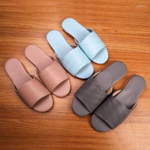 Zapatillas para mujer Estilo japonés Verano Cuero Interior Antideslizante Suave Pareja Casual Zapatos para el hogar Hogar para hombres