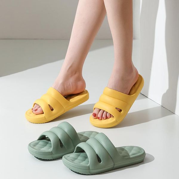 Zapatillas Zapatos al aire libre para mujer Material EVA Antideslizante Baño Hombres Verano Interior Hogar Parejas Sandalias frescas
