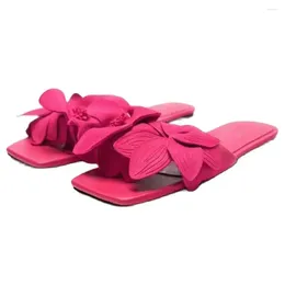 Zapatillas zapatos de mujer 2023 producto de verano moda juvenil señoras rosa roja decoración de flores sandalias de fondo plano de cuero de oveja
