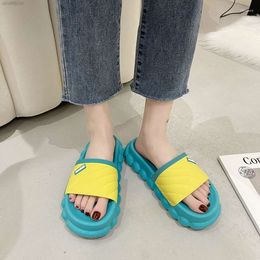 Zapatillas Sandalias de plataforma de verano para mujer Diseño lindo Baño Antideslizante Hogar Casual Plano Suave Interior