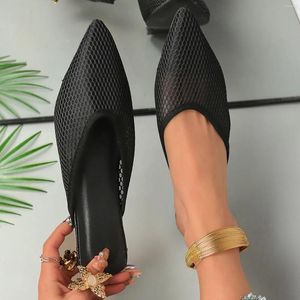 Zapatillas de verano femenina de la moda de las sandalias de malla de la malla del dedo del pie.