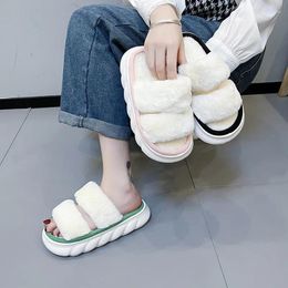 Chinelos femininos inverno moda pelúcia 2024 sola grossa quente algodão interior conforto doméstico