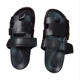 Avec des sandales de créateurs de boîte pantoufles femmes glissades sandales chaussures de créateur de luxe coudre la mode d'été large glissante sandales épaisses pantoufles slipper flip flops777777