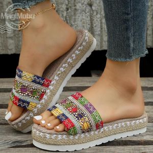 Pantoufles femmes sandales été décontracté taille 35-43 compensées plate-forme de mode multi-couleurs femme plage dames chaussures