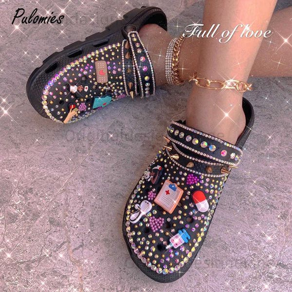 Slippers Femme Chaussures Sandales Summer Smappers Soft Garden Chaussures Bling Clogs avec charmes Femme Eva Casual Shoes plus taille 36-44 T240409