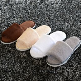 Slippers Dames Effen Kleur Koraal Fleece Zacht Niet-wegwerp Thuis Horeca Feestcadeaus Voor Bruiloftsgasten 230919