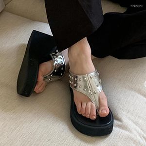 Slippers Dames Wedges High Heel Sandalen Clip Toe platformschoenen zomer 2024 Fashion flip flops pumps Designer vrouwelijke dia's