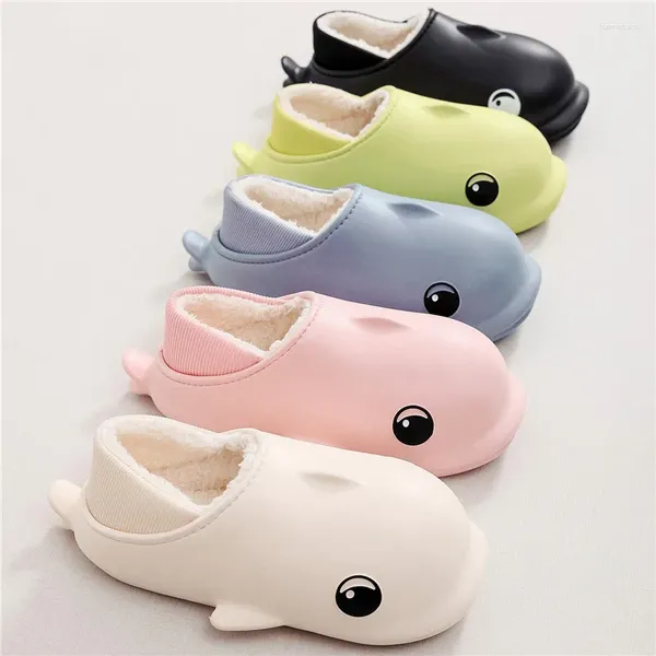 Slippers Femmes Hiver Anti-Slip Dolphin Couts de dessin mignon Chaussures de maison intérieure chaude en peluche imperméable maison Flat Men Couple Coton Tlines