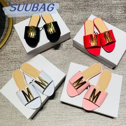 Zapatillas envío para mujeres gratis con caja de zapato verano nuevo cabeza redonda m hebilla de metal hebilla de metal casual sandalias de playa de gran tamaño de gran tamaño