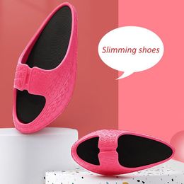 Slippers dames body-shaping zomer sportieve fitness 30 ° schudden schuifschoenen vrouwelijk platform eva rubber verlies-gewicht sandalen