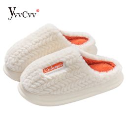 Slippers Yvvcvv Fluffy Furry Slippers Femmes 2022 Hiver Slides Fuzes Mémoire Magou Blaises House Platform Chaussures