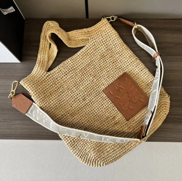 Bolso con hendidura Bolsas de paja de gran capacidad Totes Bolsa de compras Hombro de fibra de coco Bolsa de mujer casual Diseñador de vacaciones en la playa Bolsos tejidos de vacaciones clásicos 30 CM