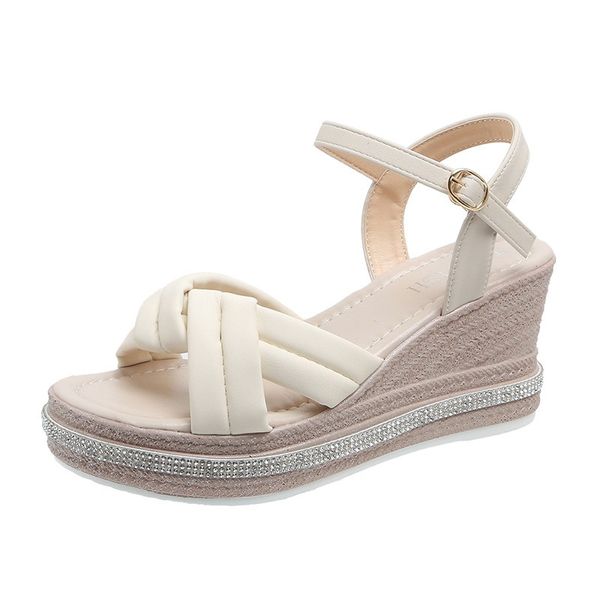 Sandalias de mujer con suela gruesa y tacón inclinado para mujer en verano, simple y moderna, nueva moda, suela de bizcocho informal, tacones altos con zapatillas A051