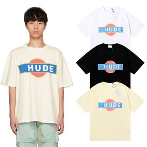 Klein en trendy huidkleurig T-shirt met minimalistisch patroon gedrukt op heren- en dames-T-shirts. Puur katoenen dunne sport-T-shirts met korte mouwen en ronde hals, topkleding met halve mouwen