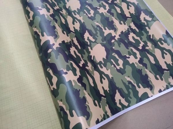 Petit vinyle de camouflage vert armée pour film de revêtement de style camouflage avec dégagement d'air / taille sans bulles 1,52x10m / 20m / 30m Roll