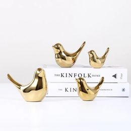 Small Bird Figurines Golden Ceramics Animal Miniatures Home Decoratie standbeeld Desktop boekenkast kamer decor sculptuur accessoires 231225