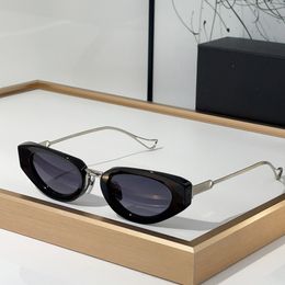 kleine kat oogzonnebrillen dames zonnebrillen designer bril Moderne verfijning ingetogen luxe tinten funky zonnebrillen klein frame buitenbril UV400