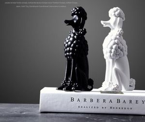 Petites figurines de chien en résine créatives bureau statue vintage décor à la maison artisanat chambre décoration objets figurines d'animaux caniche en résine