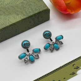 Pendientes de diamantes pequeños Diseñadores de lujo Joyas para mujer Pendientes de aro Pendientes Carta Diseñador clásico Pendiente de plata para mujeres Aros Stud