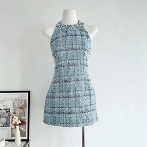 Kleine geur mode kralen Tweed sexy slanke halter mouwloze bodycorn jurk Koreaanse elegante mini -jurken 240520