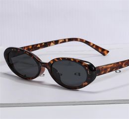 Small Frame Sunglasses Men039S UV Protection Sun Glass Women 039S Personnalité rétro Fashion Ovale Fram Glassez 20223900287