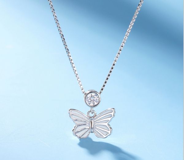 Petit collier papillon frais s925 en argent sterling simple conception d'insecte de mode nouvelle chaîne de clavicule accessoires féminins Q0531