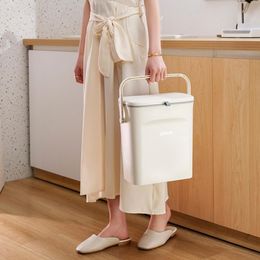 Pequeña basura compacta de basura colgante basura 9L basura de cocina con basura colgante montada en la pared para gabinetes compost para baño