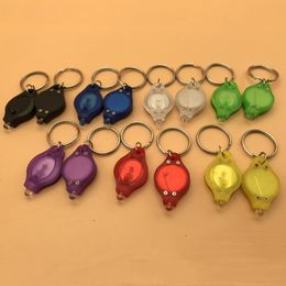 Petit cadeau en gros mode porte-clés Mini lampes de poche pas cher UV détecteur d'argent LED porte-clés lumière multicolore DH0154