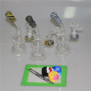 Petit narguilé en verre Beaker Bongs Conduites d'eau colorées 14mm Quartz Banger Dab Oil Rigs Fumer Narguilés Shisha 6,3 pouces Silicone Container Mat Dabber Tool