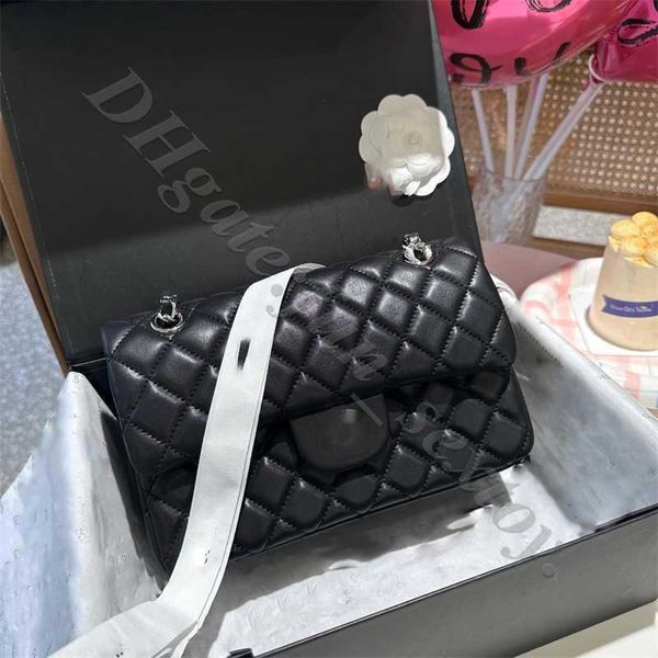 Small Retail Luxury High Bag Shop Wholesale 90% Fragrance Factory Sense 2024 Lingge New Women's Chain Temperament Single épaule Mmenger Purple Series CV6Y