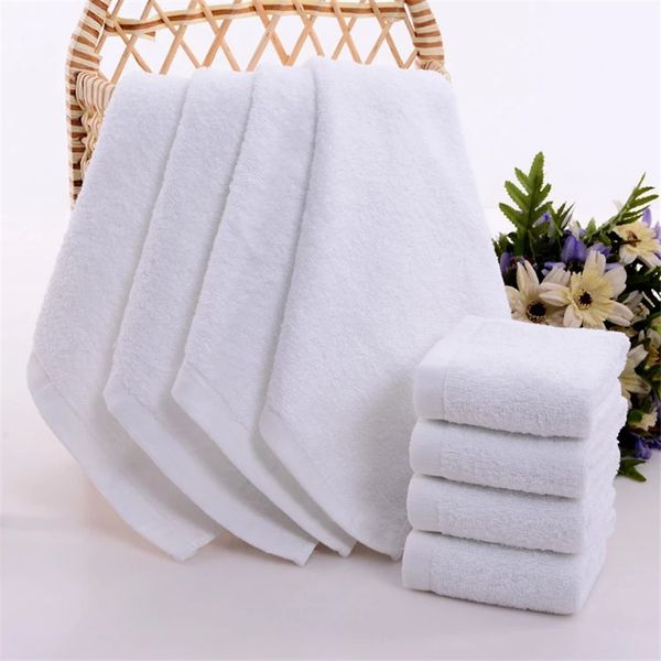 Petite serviette carrée en coton naturel maternelle carrés blancs serviettes thérapie des pieds hôtel serviette d'hôtel