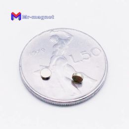 Kleine supersterke magneet Krachtige Neodymium Rare Earth NdFeB permanente magneten Mini-hoofdtelefoonluidspreker ZZ