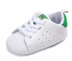 Kleine witte schoenen, babyschoenen, zachte zool, anti-skid schoen, peuterschoenen, lente en herfststijl WL126