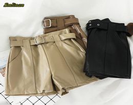 Smlinan Motorcycle Biker PU Cuir Shorts Femmes Vêtements d'été HARAJUKU PUNK SEXY CUIR BLACK HEUR HIET COURT FEMME Y2008221643573